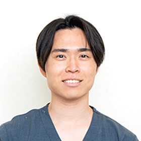 新山 仁士